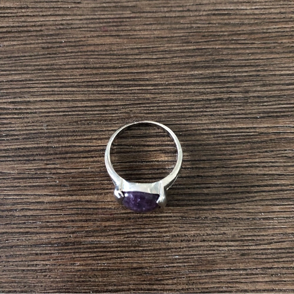 sliver and purple moon stone ring in size 9 - Picture 3 of 3